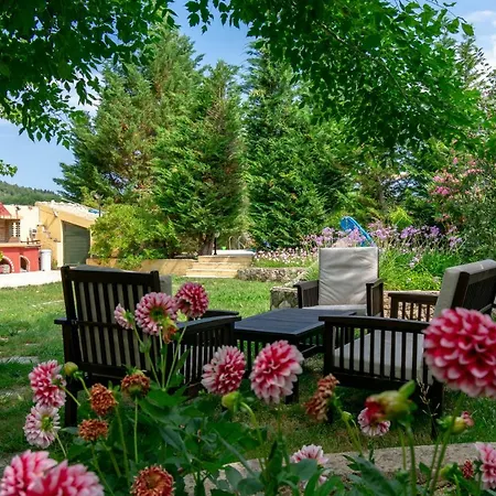 Апартаменты Litsa Эрмонес