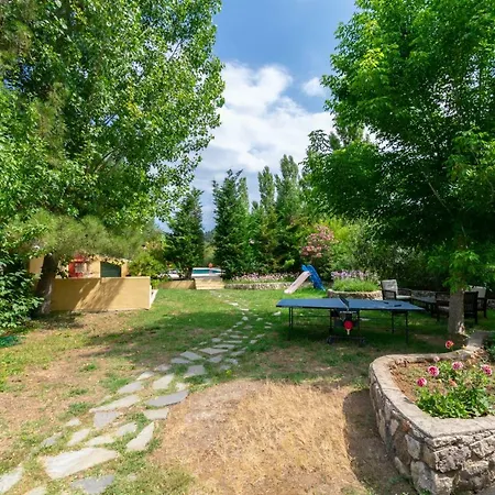 Апартаменты Litsa