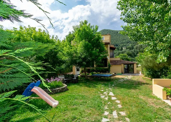 דירה Litsa ארמונס